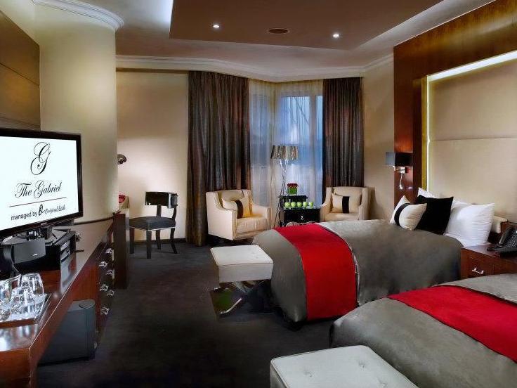 Sun City Hotel - The Gabriel Kairo Eksteriør bilde Suite
